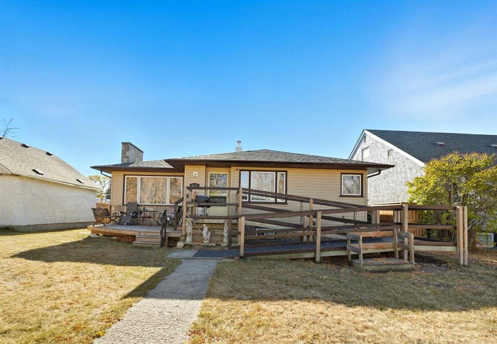 Picture of 5117 47 Avenue , Ponoka Real Estate Listing