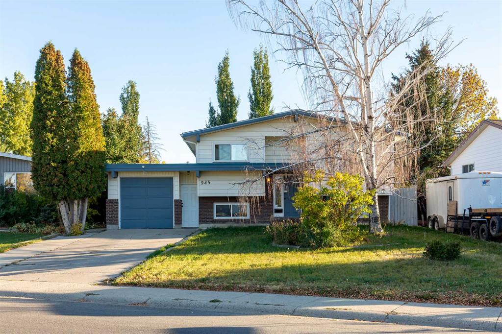 Picture of 945 Columbia Boulevard W, Lethbridge Real Estate Listing