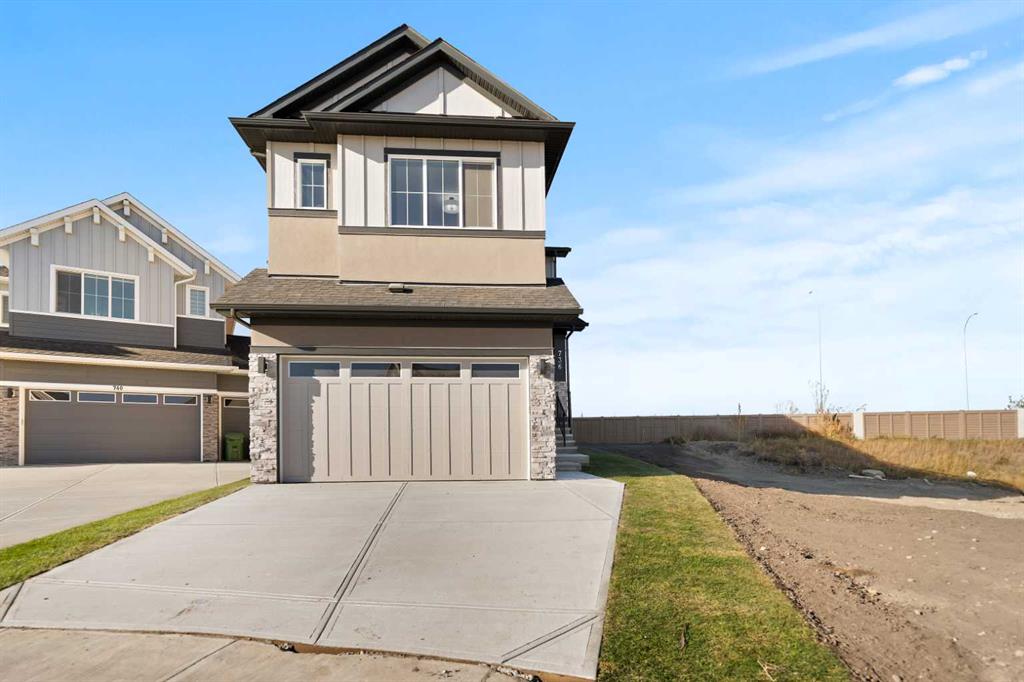Picture of 736 Savanna Crescent NE, Calgary Real Estate Listing
