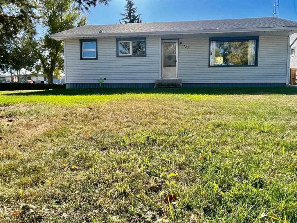 Picture of 223 Allison Street , Acme Real Estate Listing
