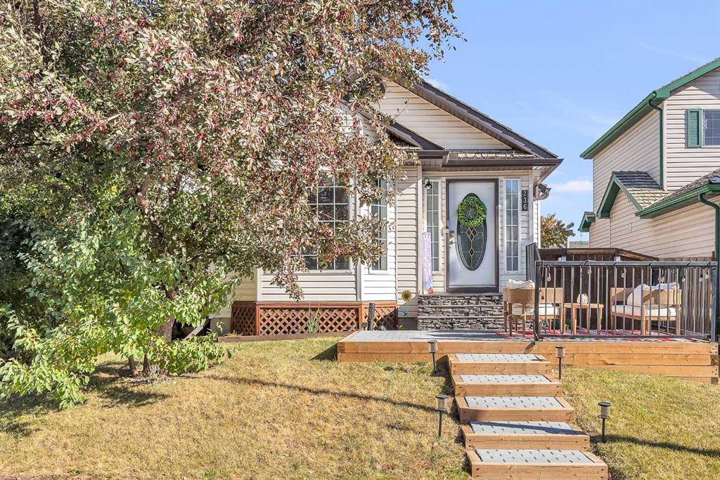 Picture of 236 MT. Aberdeen Close SE, Calgary Real Estate Listing