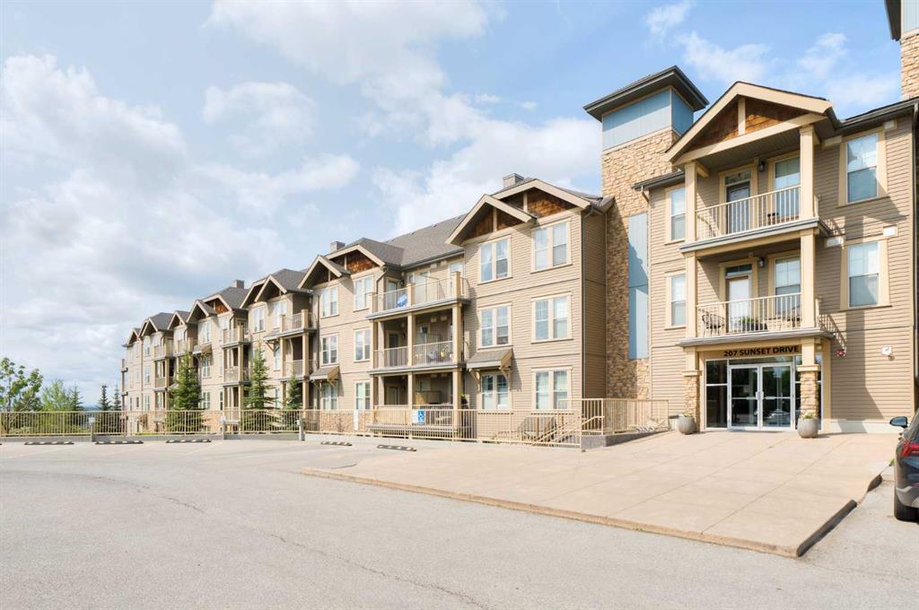 Picture of 111, 207 Sunset Drive , Cochrane Real Estate Listing