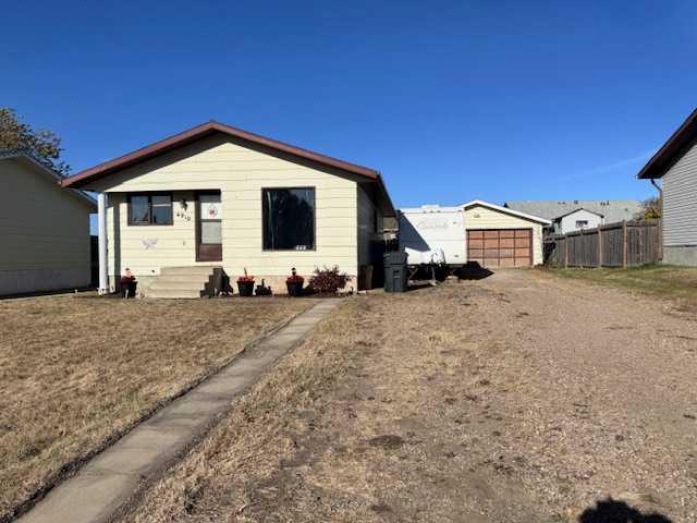Picture of 4910 53 Avenue , Kitscoty Real Estate Listing
