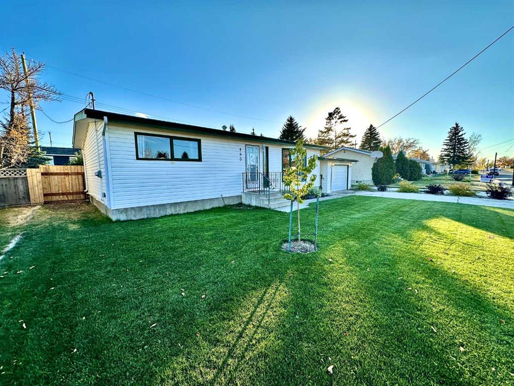 Picture of 460 16 Street , Fort Macleod Real Estate Listing