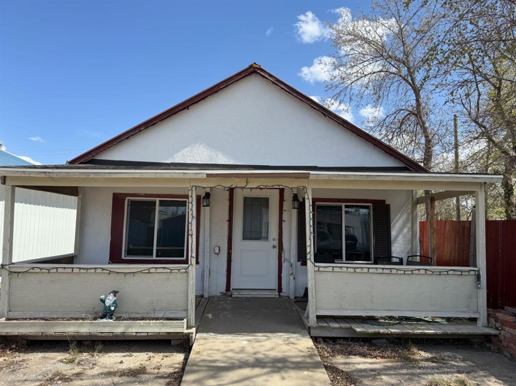 Picture of 208 Main Street , Chauvin Real Estate Listing