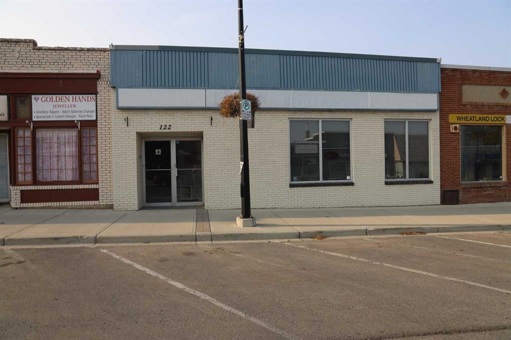 Picture of 122 2 Avenue , Strathmore Real Estate Listing
