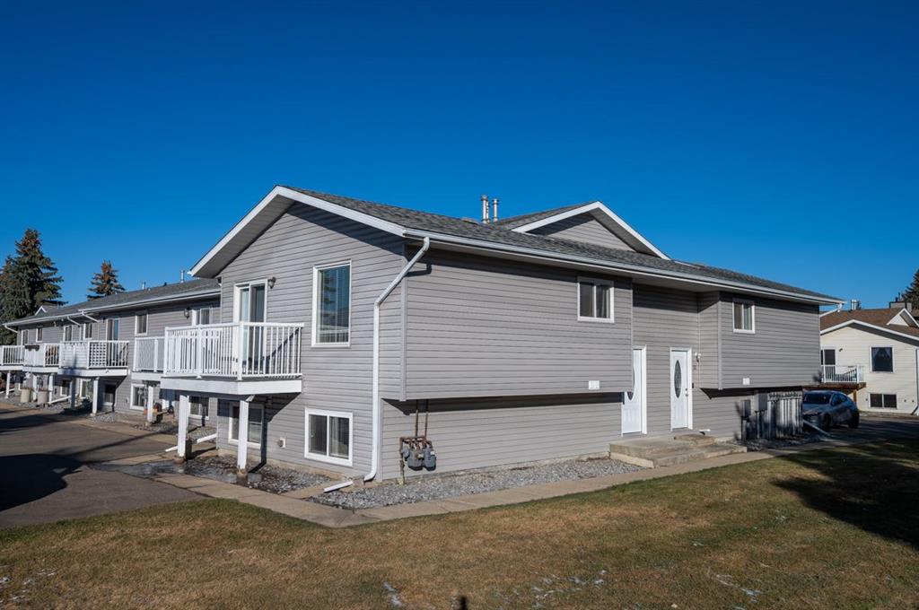 Picture of 6, 41 Cosgrove Crescent , Red Deer Real Estate Listing