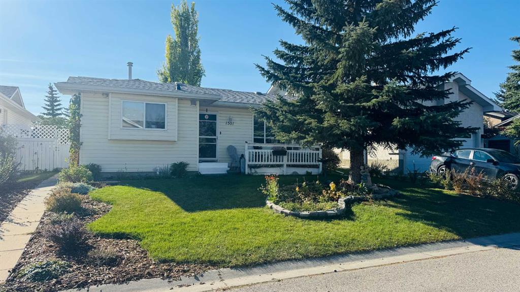 Picture of 1531 11 Avenue SE, High River Real Estate Listing