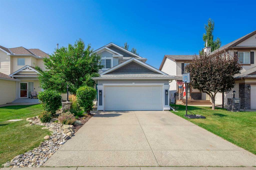 Picture of 754 Cimarron Close , Okotoks Real Estate Listing