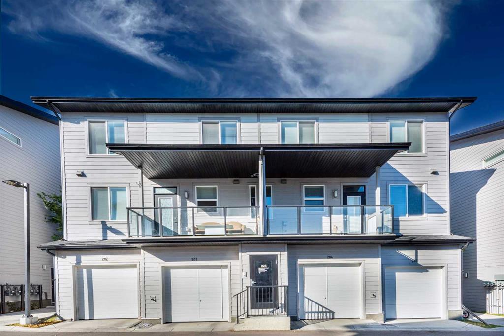 Picture of 203, 225 Redstone Walk NE, Calgary Real Estate Listing