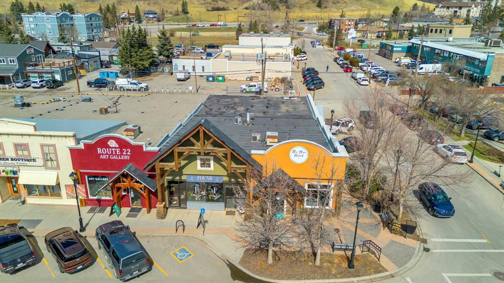 Picture of 107 First Avenue W, Cochrane Real Estate Listing