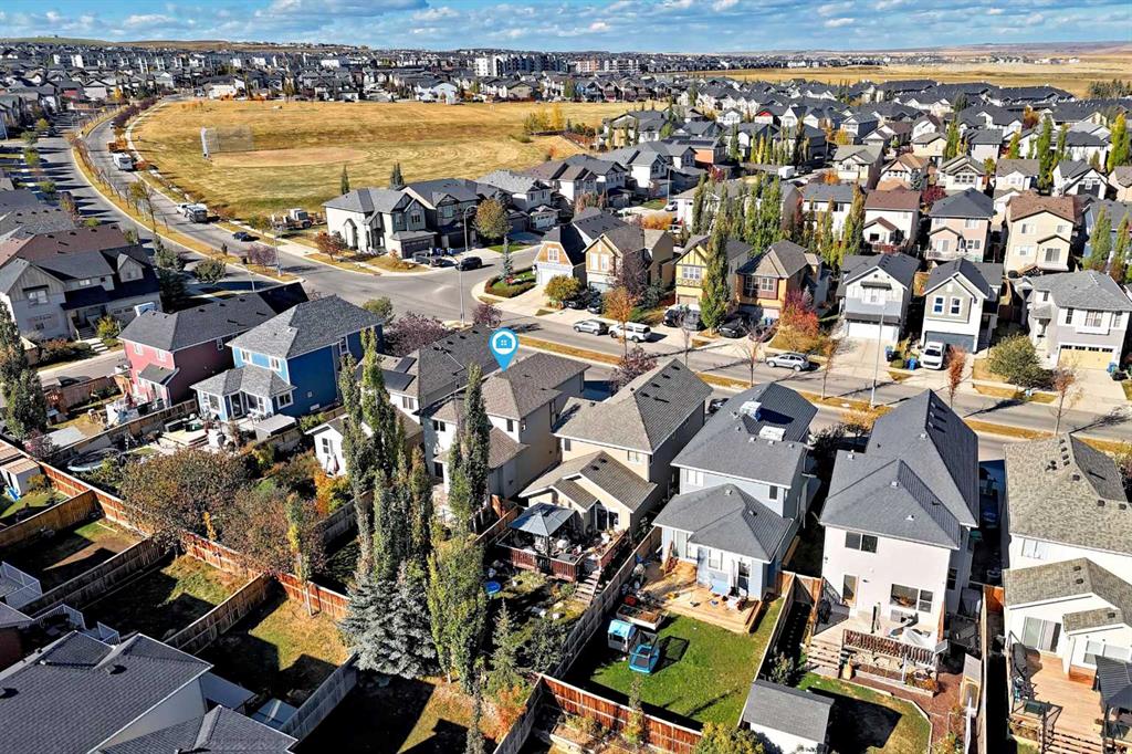 Picture of 136 Sage Valley Drive NW, Calgary Real Estate Listing