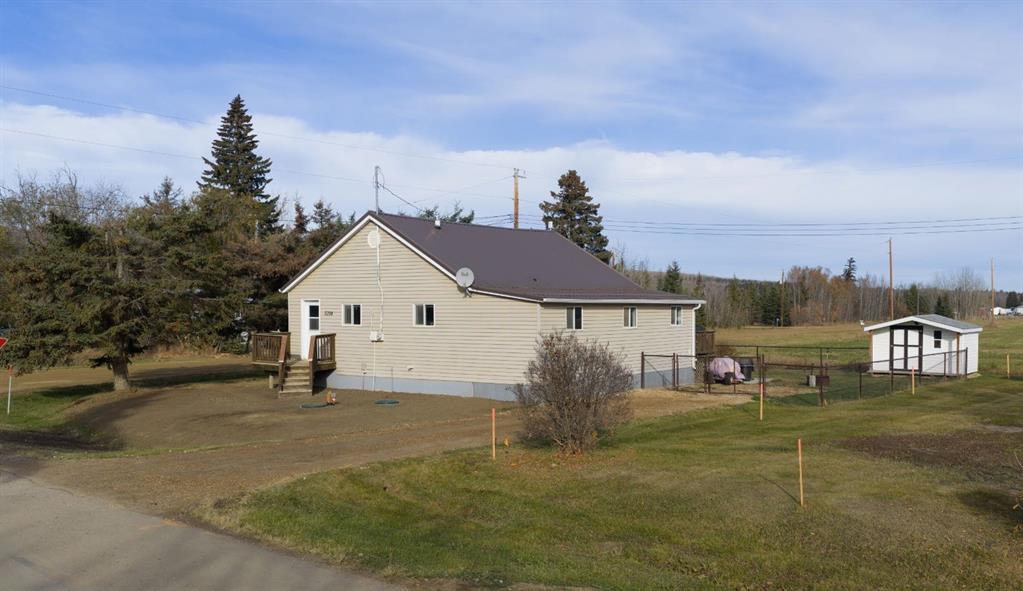 Picture of 5204 51 Avenue  , Colinton Real Estate Listing