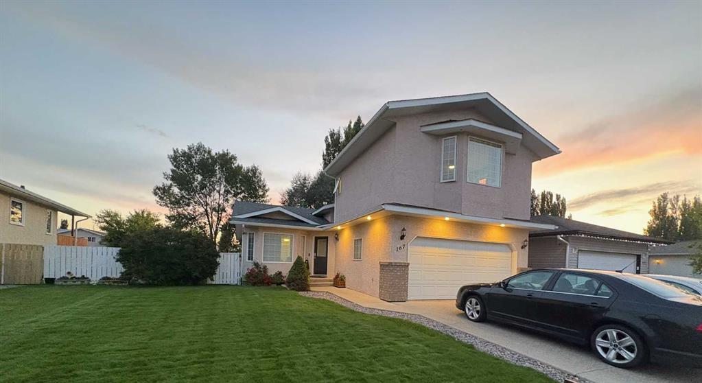 Picture of 167 Mt Rundle Road W, Lethbridge Real Estate Listing