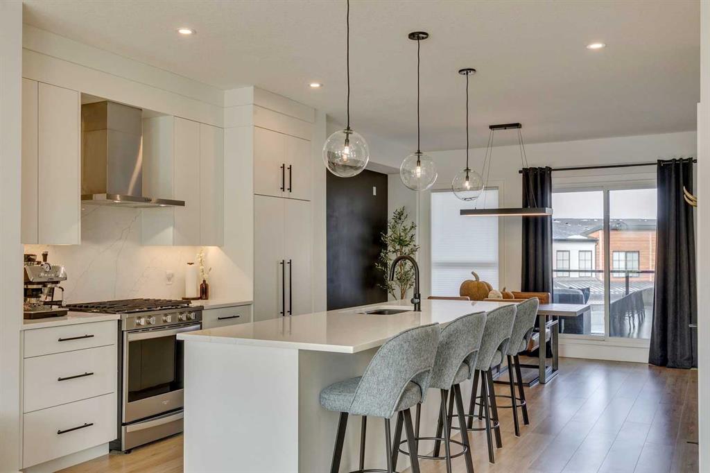 Picture of 7836 Spring Willow Drive SW, Calgary Real Estate Listing