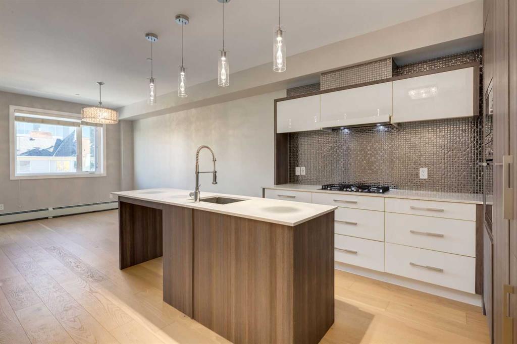 Picture of 205, 119 19 Street NW, Calgary Real Estate Listing
