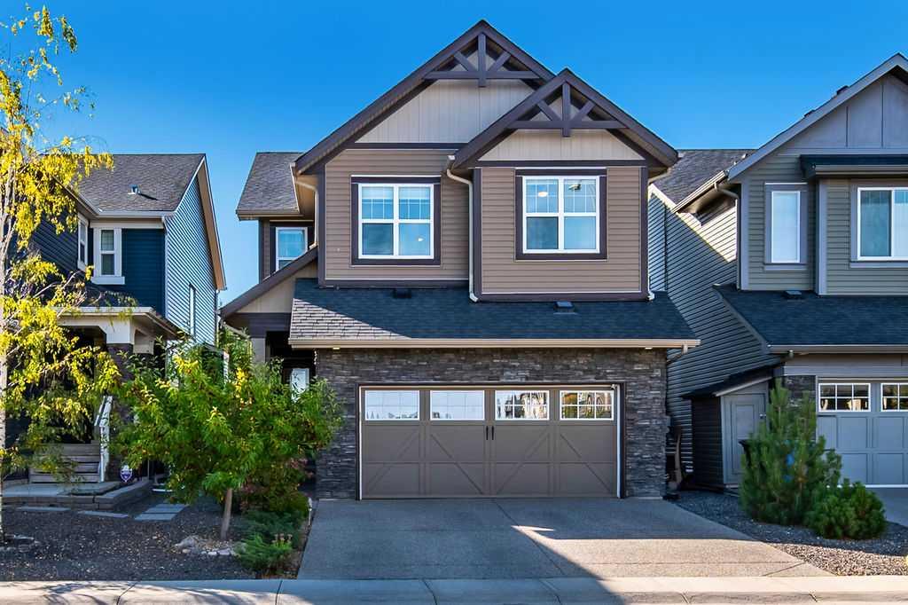 Picture of 29 Cougar Ridge Close SW, Calgary Real Estate Listing