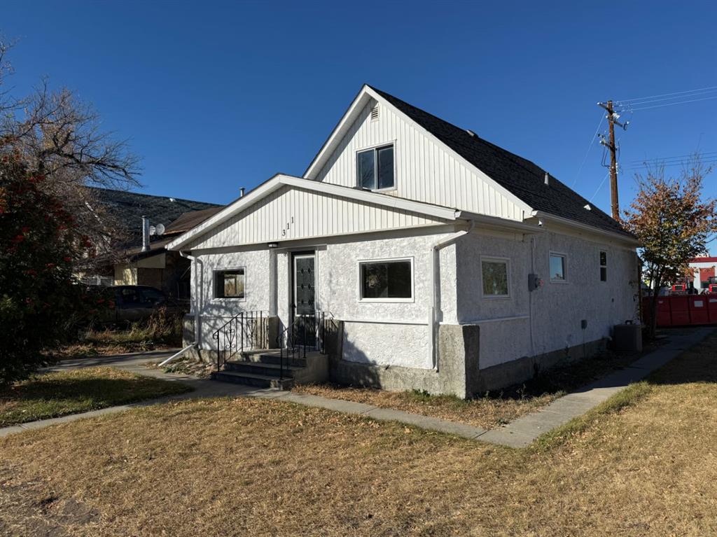 Picture of 311 22 Street , Fort Macleod Real Estate Listing