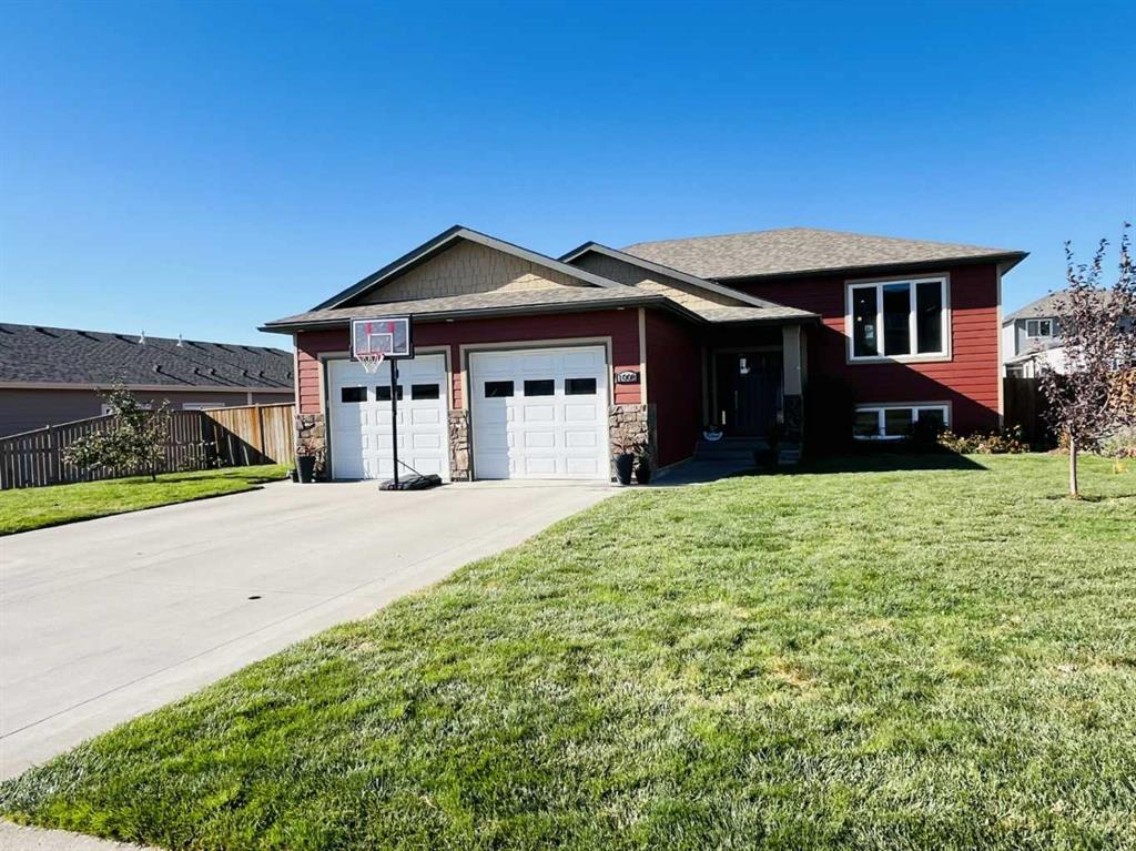 Picture of 1008 6 Street , Barnwell Real Estate Listing