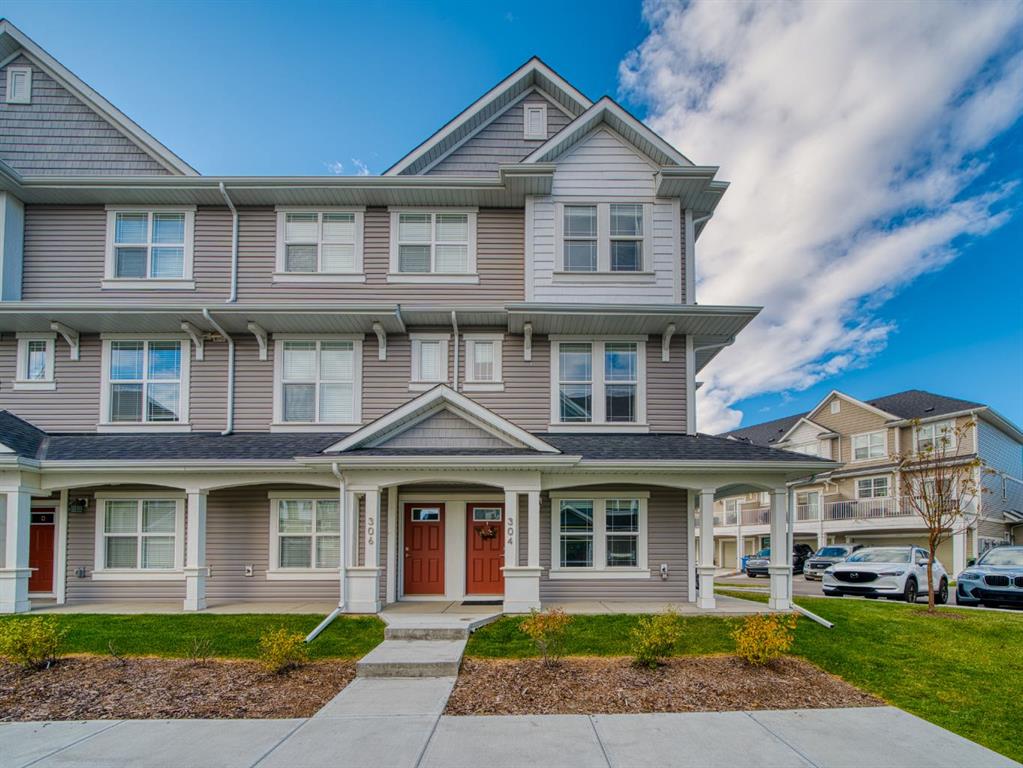 Picture of 304 Copperstone Manor SE, Calgary Real Estate Listing
