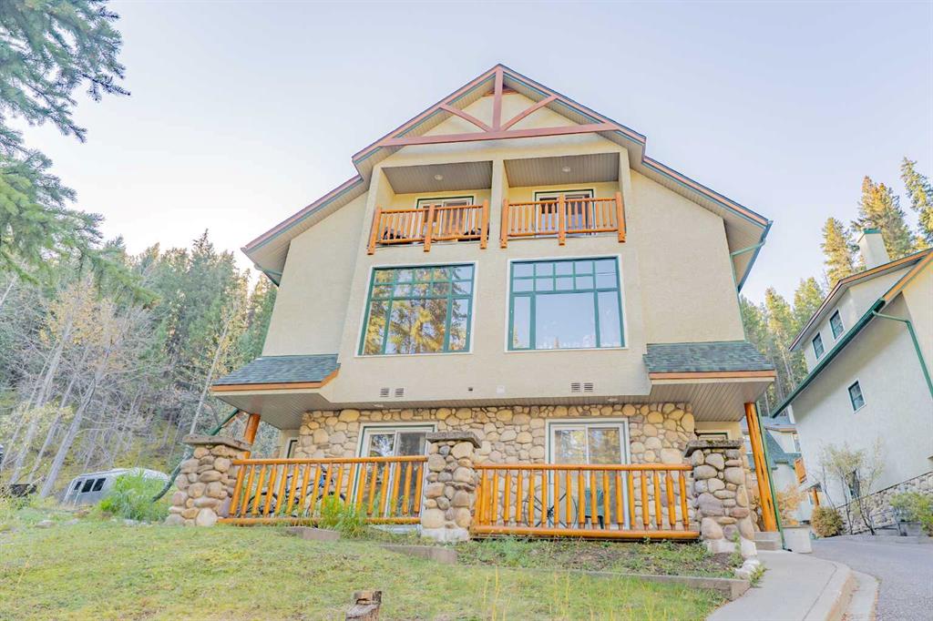 Picture of 1, 153 Cave Avenue , Banff Real Estate Listing