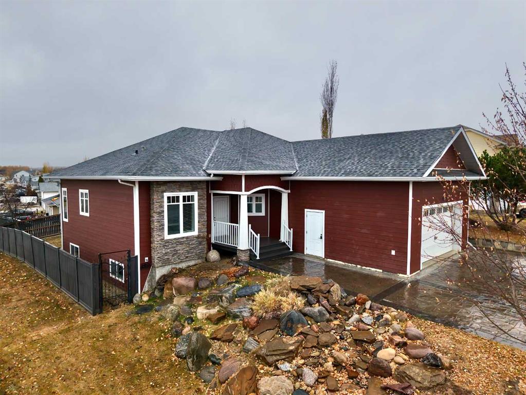 Picture of 8245 102 Avenue , Peace River Real Estate Listing