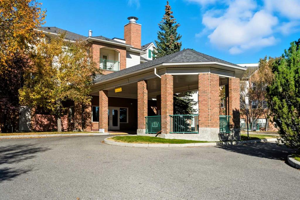 Picture of 221, 1920 14 Avenue NE, Calgary Real Estate Listing
