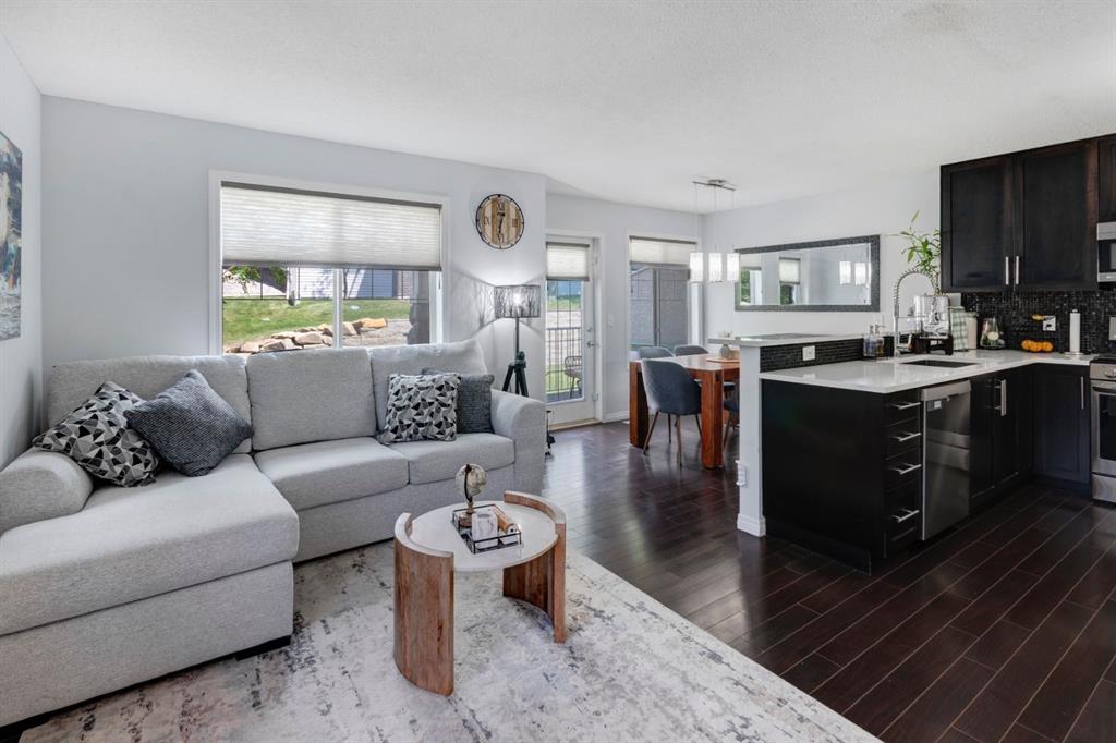 Picture of 6 Hidden Creek Rise NW, Calgary Real Estate Listing