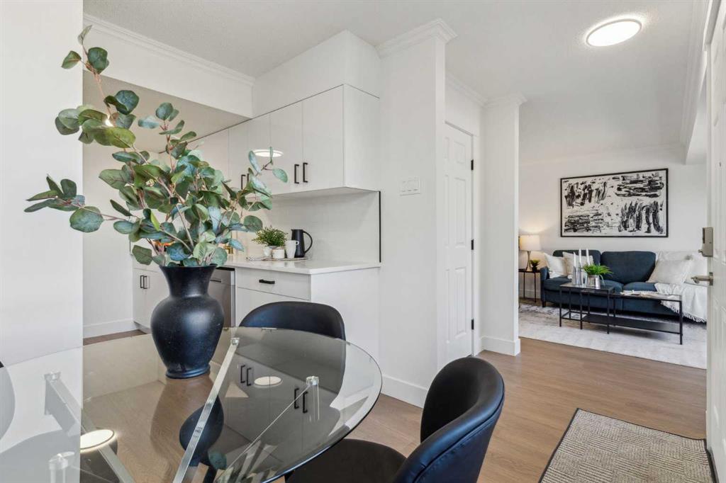 Picture of 21, 1055 72 Avenue NW, Calgary Real Estate Listing