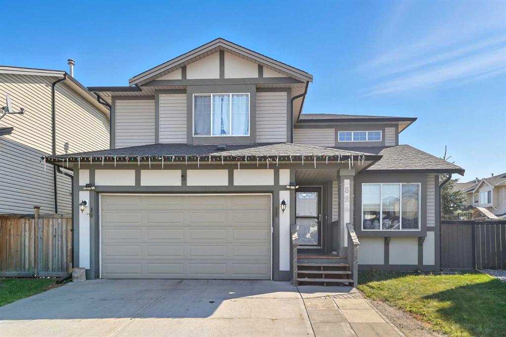 Picture of 824 Luxstone Square SW, Airdrie Real Estate Listing
