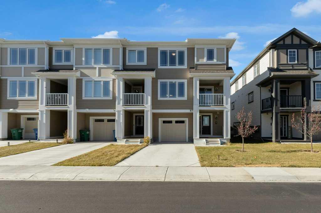 Picture of 827 Windbury Street SW, Airdrie Real Estate Listing
