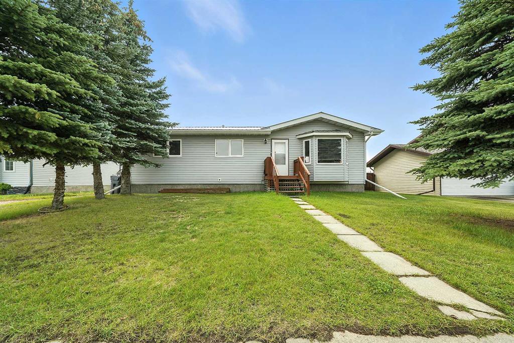 Picture of 5223 55 Avenue , Eckville Real Estate Listing