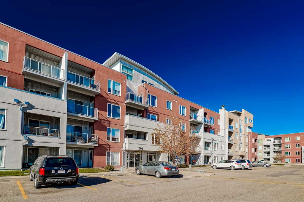 Picture of 1318, 604 East Lake Boulevard NE, Airdrie Real Estate Listing