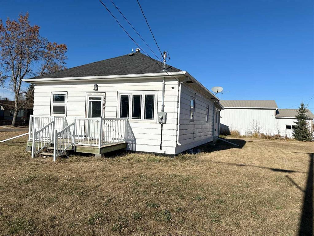 Picture of 4704 51 Avenue , Mannville Real Estate Listing