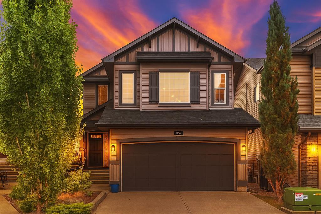 Picture of 332 New Brighton Place SE, Calgary Real Estate Listing
