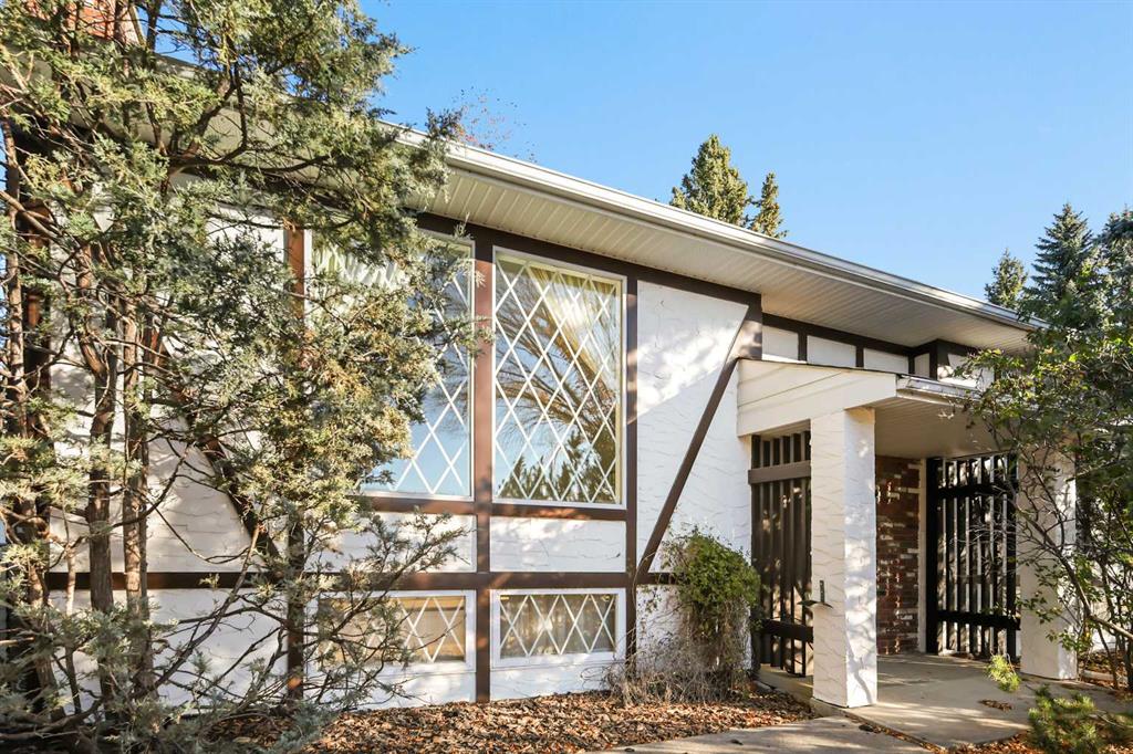 Picture of 2416 Palliser Drive SW, Calgary Real Estate Listing