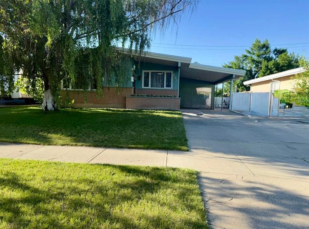 Picture of 2413 9 Avenue N, Lethbridge Real Estate Listing