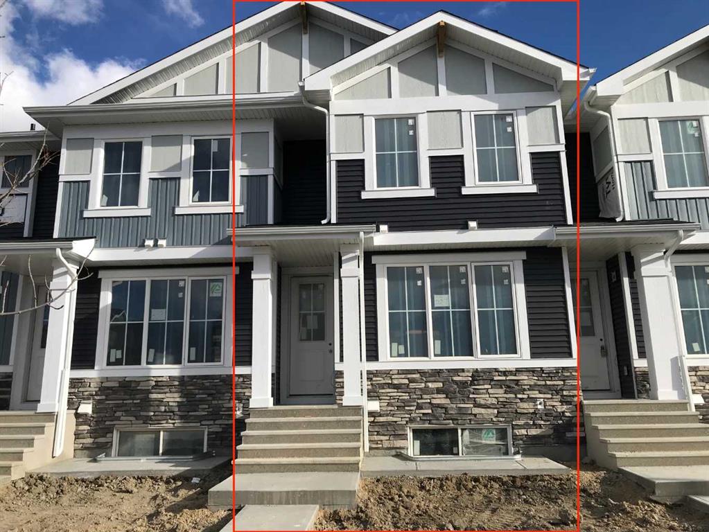 Picture of 334 Sundown Road , Cochrane Real Estate Listing