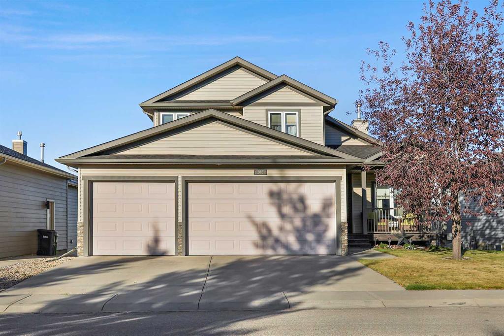 Picture of 100 Hillcrest Boulevard , Strathmore Real Estate Listing