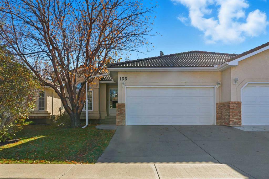 Picture of 135 Hamptons Park NW, Calgary Real Estate Listing