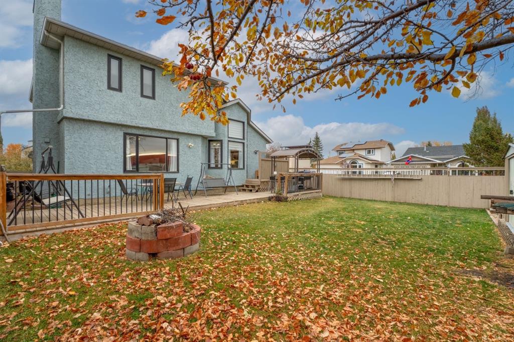 Picture of 9 Hunters Mews , Okotoks Real Estate Listing