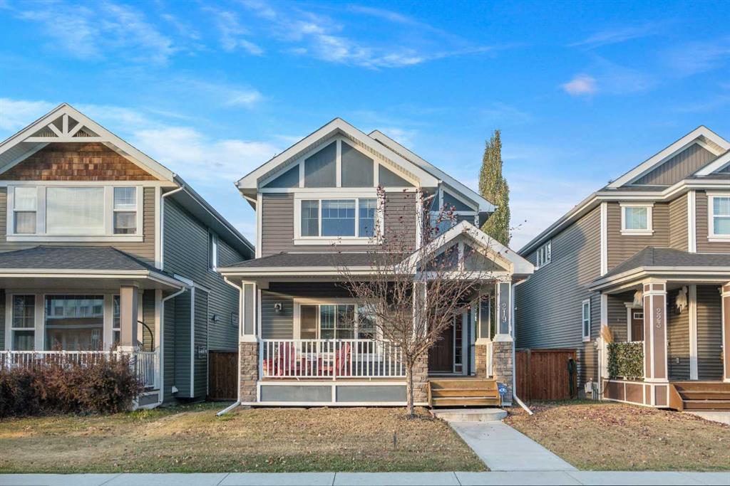 Picture of 219 River Heights Green , Cochrane Real Estate Listing