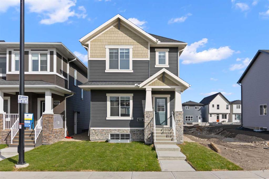 Picture of 994 Chinook Winds Meadow SW, Airdrie Real Estate Listing