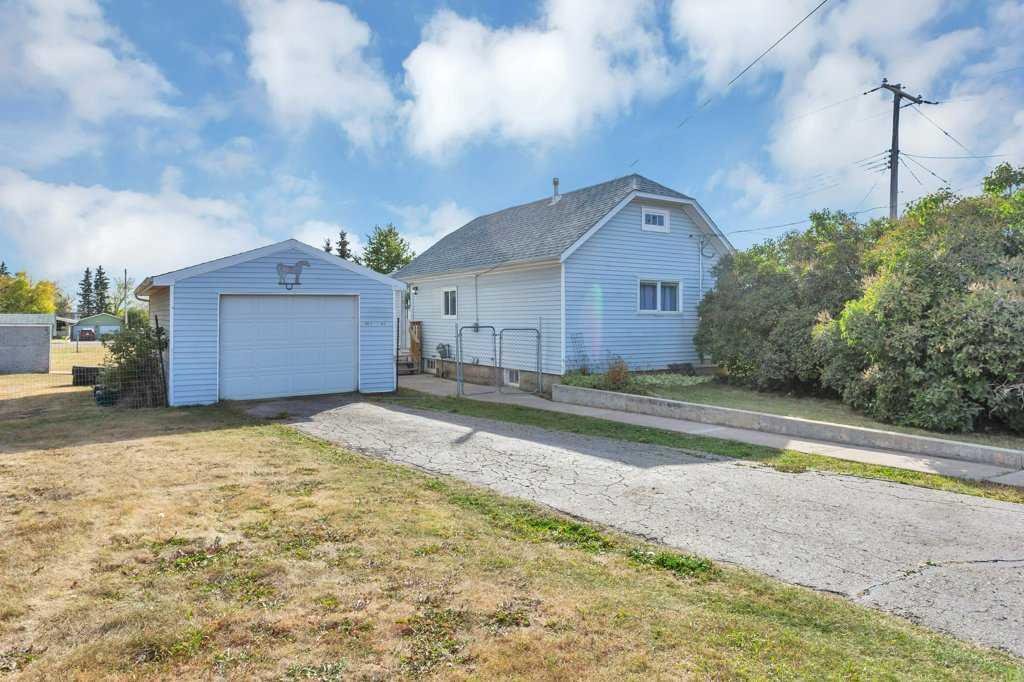 Picture of 5025 49 Avenue , Rimbey Real Estate Listing