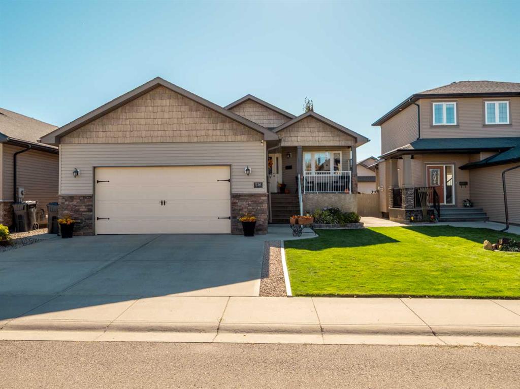 Picture of 536 Couleesprings Crescent  S, Lethbridge Real Estate Listing