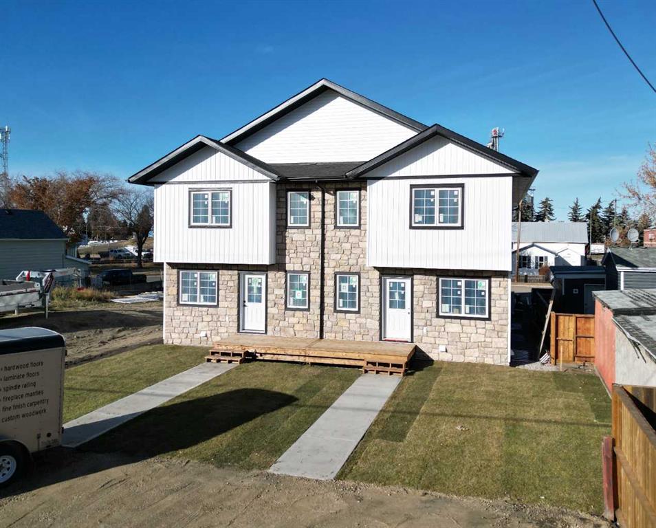 Picture of 5139 48th Street  , Innisfail Real Estate Listing