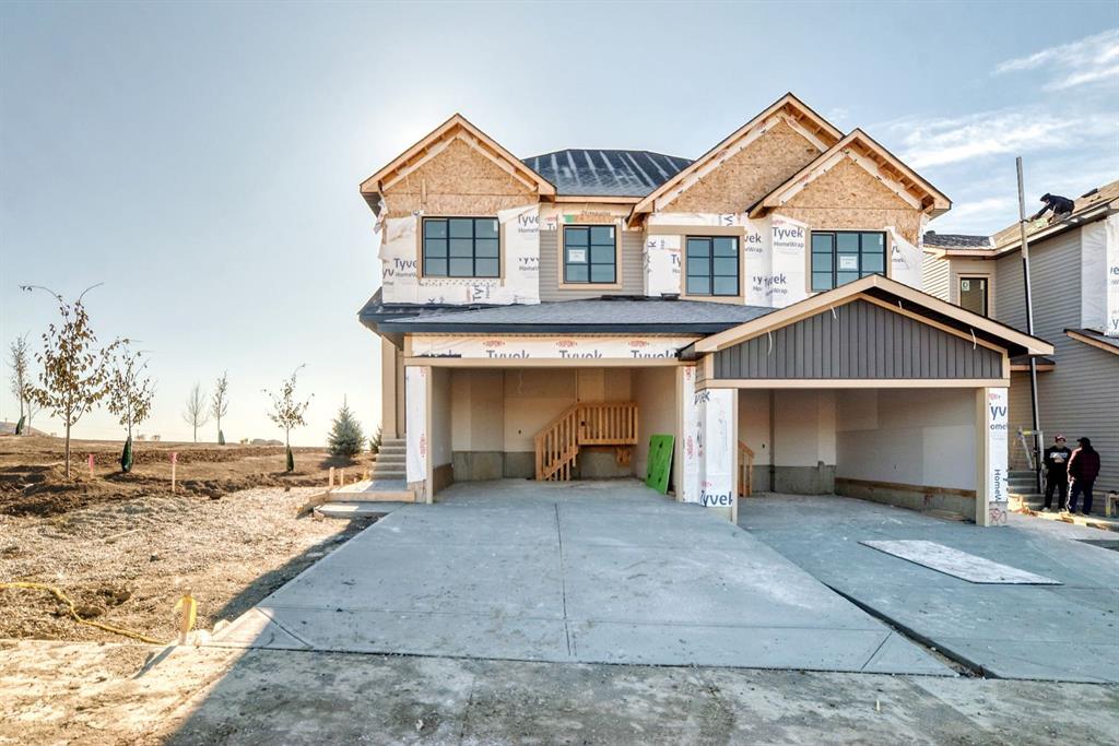 Picture of 524 Heritage Boulevard , Cochrane Real Estate Listing