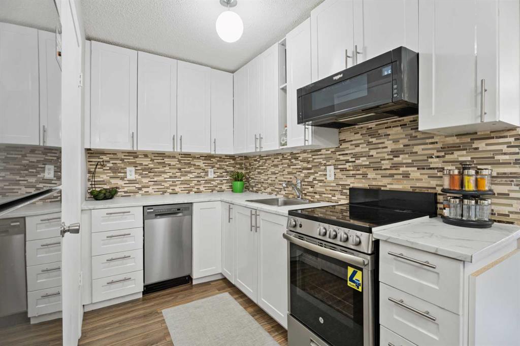 Picture of 137, 3809 45 Street SW, Calgary Real Estate Listing