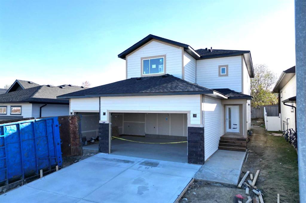 Picture of 5821 Maple Cres  , Innisfail Real Estate Listing