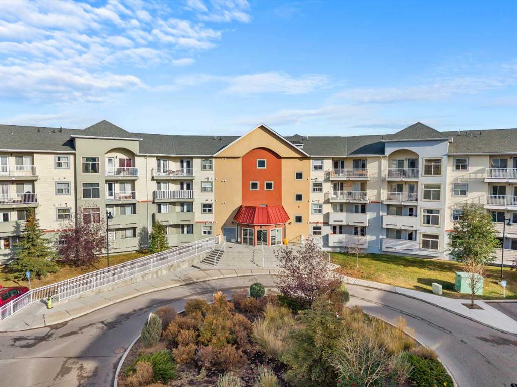 Picture of 2121, 700 Willowbrook Road NW, Airdrie Real Estate Listing